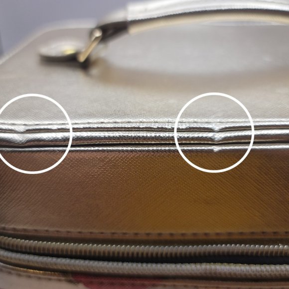 GOLD ROSES COLORED Cosmetics TRAVELING TRAIN CASE - Picture 5 of 11